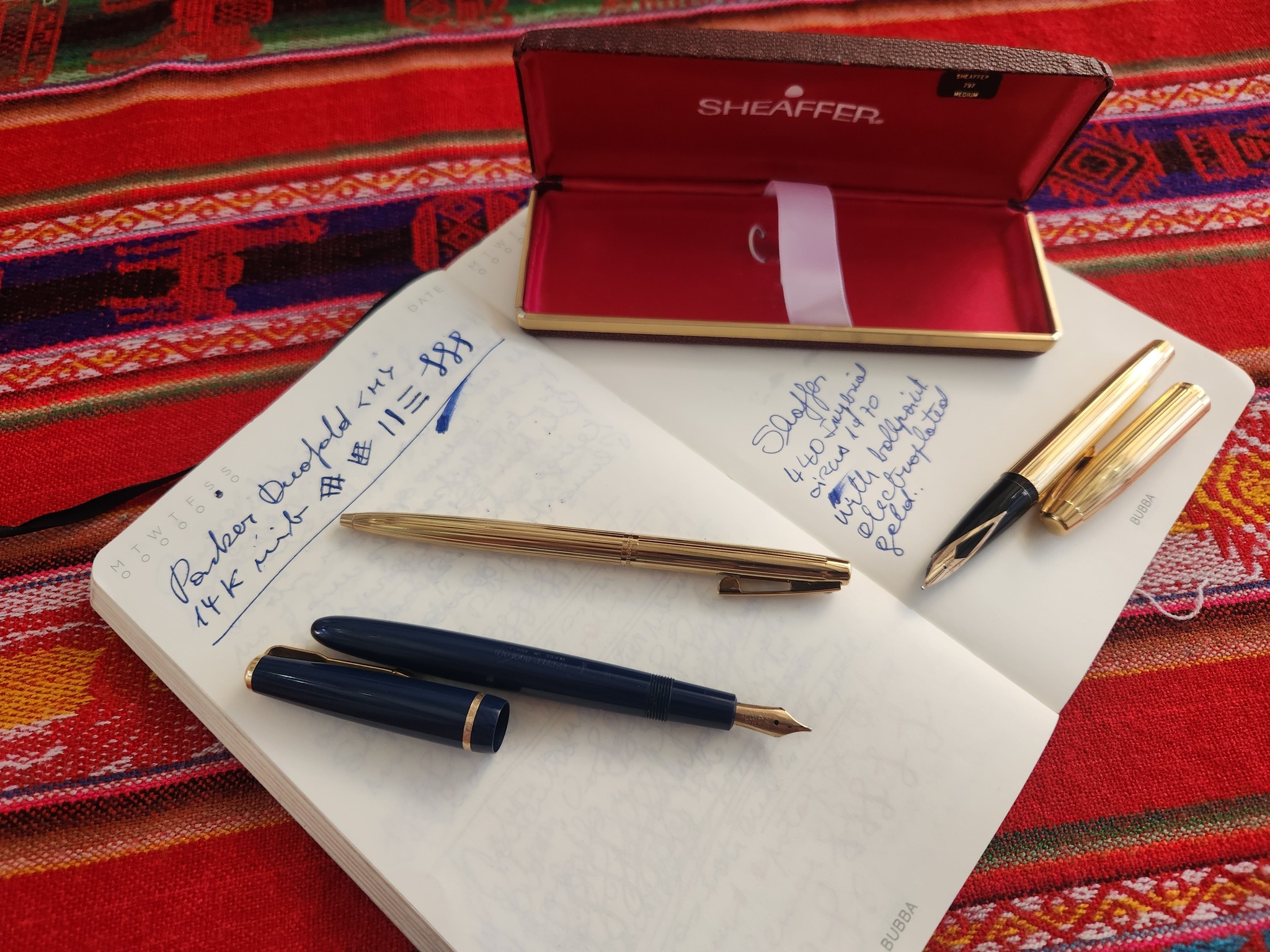 Vintage fountain pens with 14k nibs