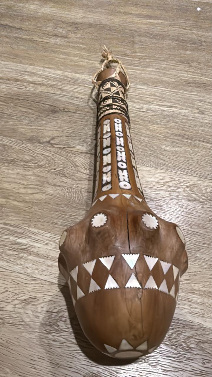 Identifying Oceanic war clubs from New Guinea, Solomon Islands, or