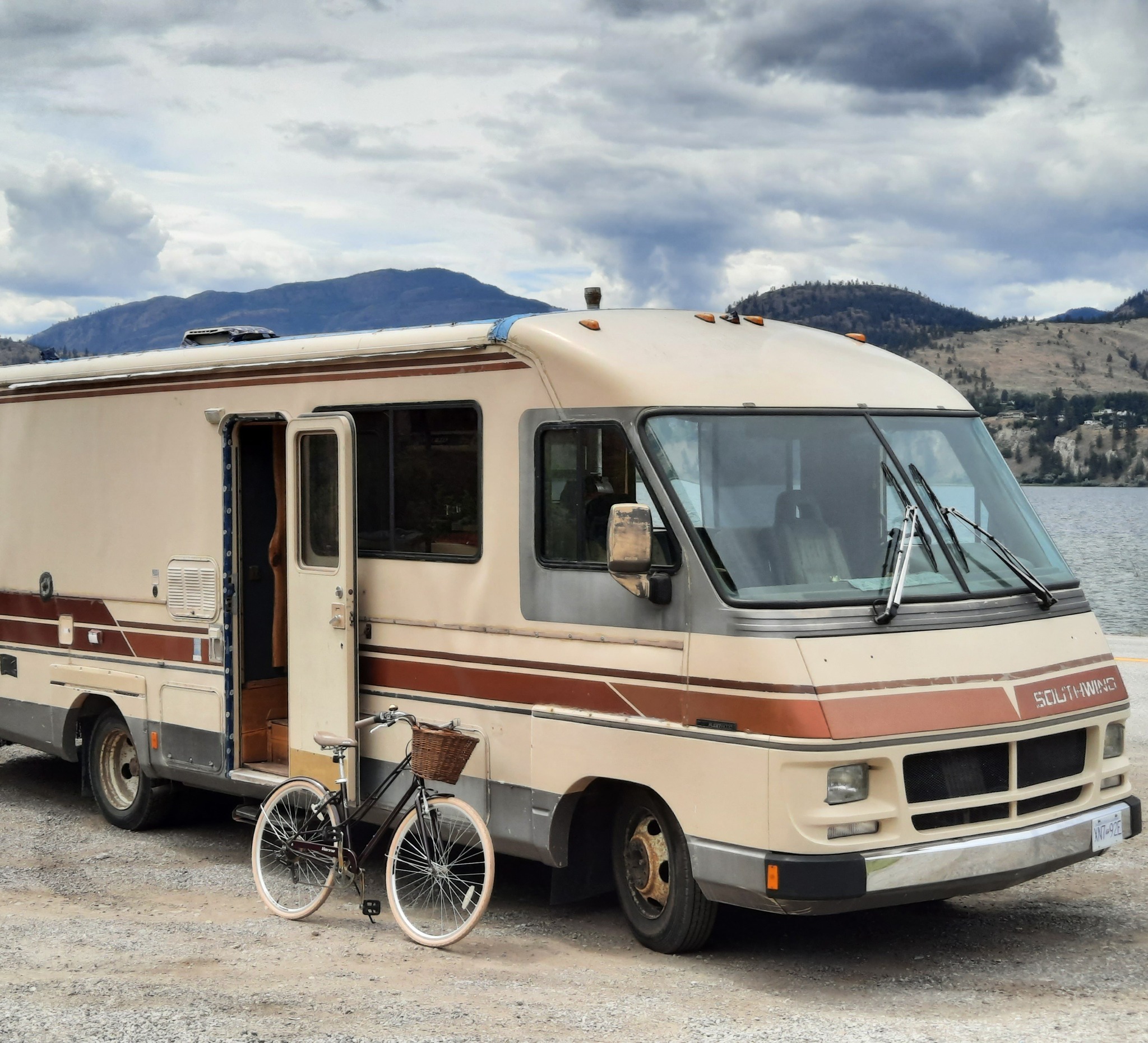 Nelson, B.C. | Hi, I'm looking for a place to park my RV and live in it ...