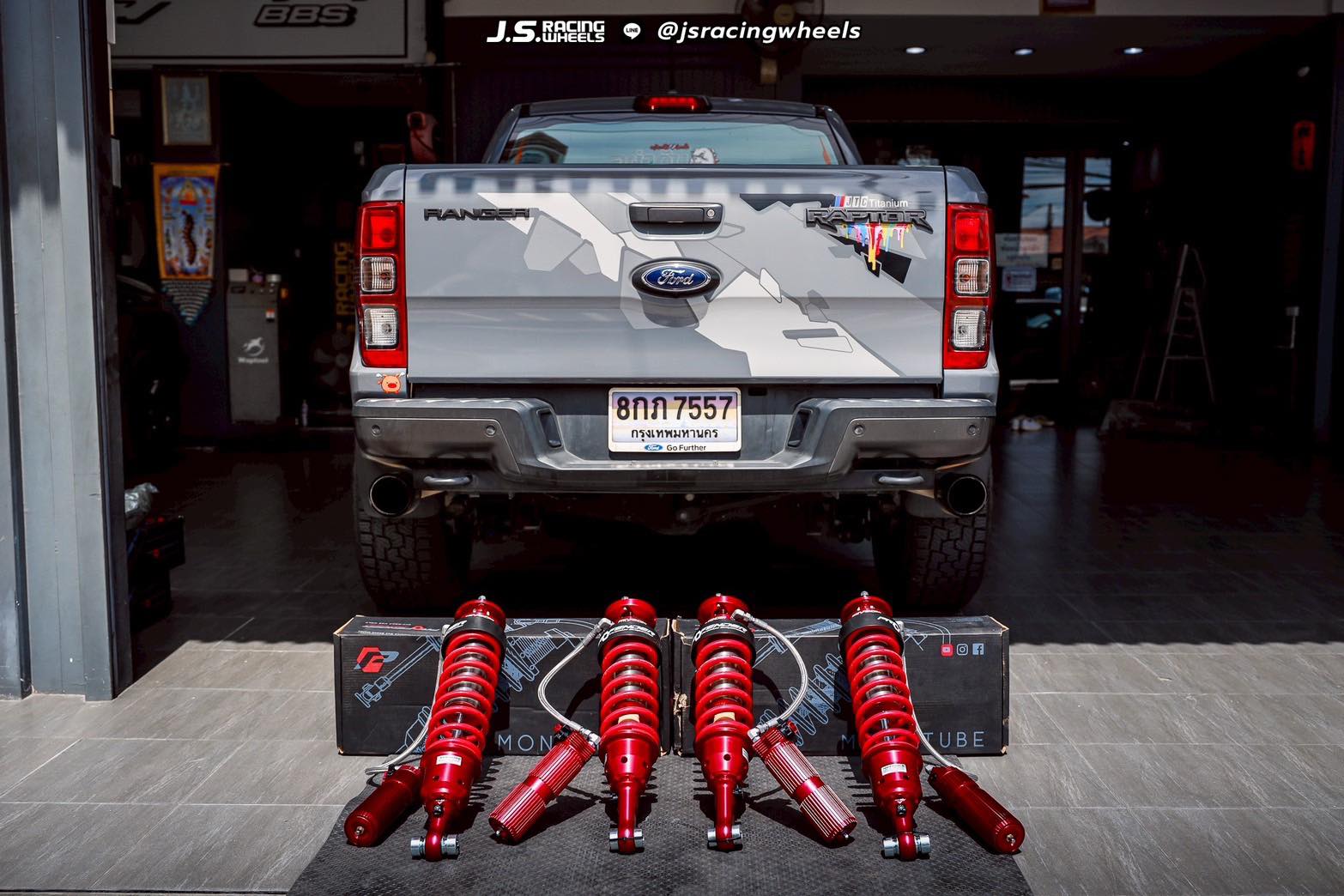 ภภัสสร - Raptor กับโช็คชุดใหม่ profender OEM3.0 !!!!! J.S.Racing Wheels ...