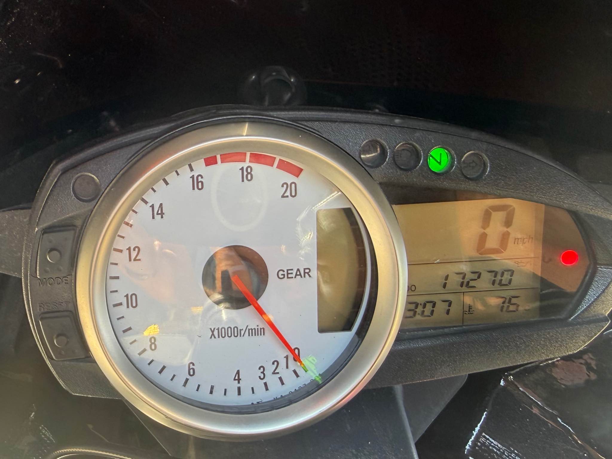 Black zx6r 636 Only 17K miles Brought from wife but hasn't used
