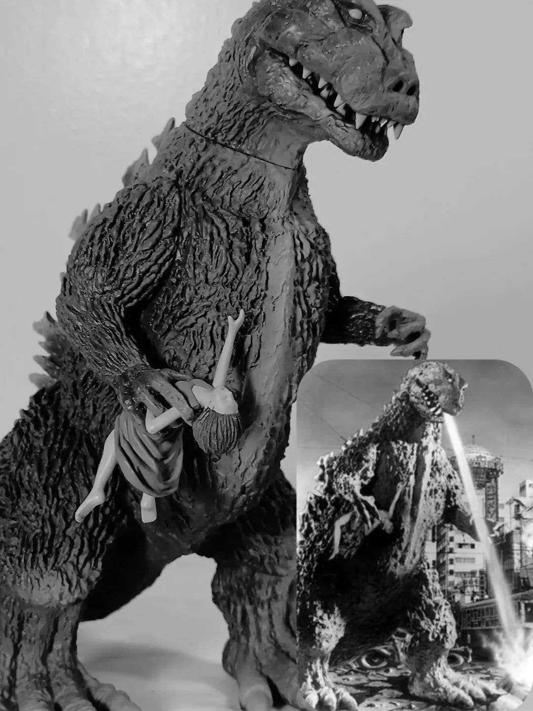 Facets of Time” - Photographed is the X-Plus 25cm Gorosaurus