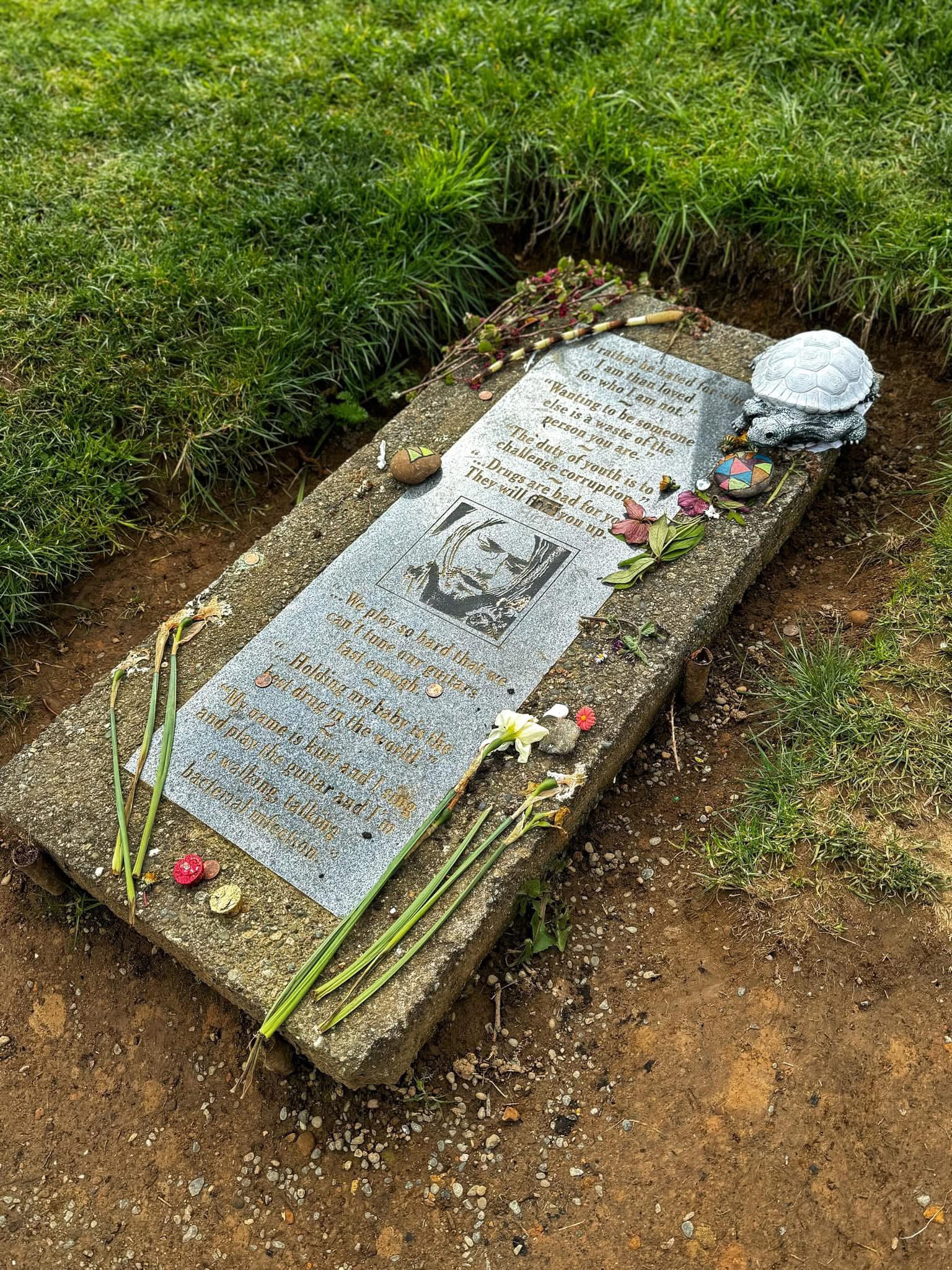 Kurt Cobain memorial park and childhood home - Aberdeen WA