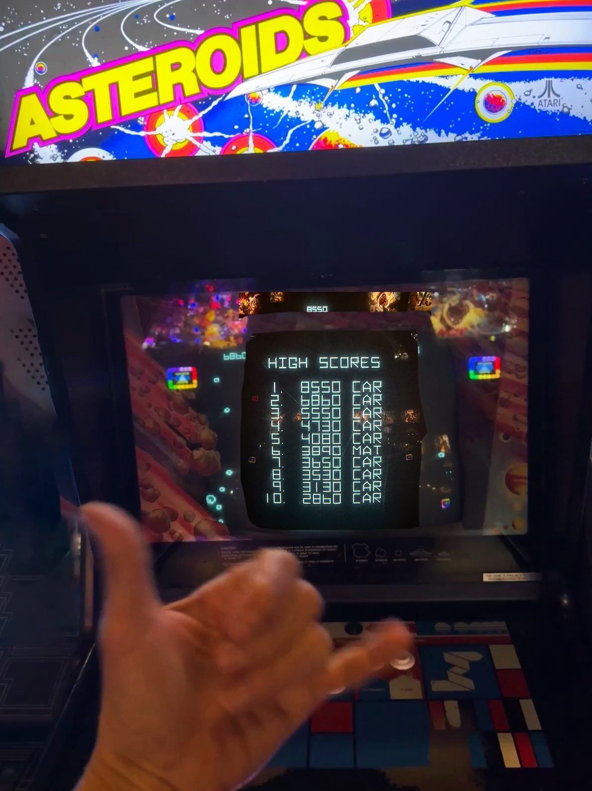 キャビネット Do you remember Asteroids Deluxe? Asteroids Deluxe stood out