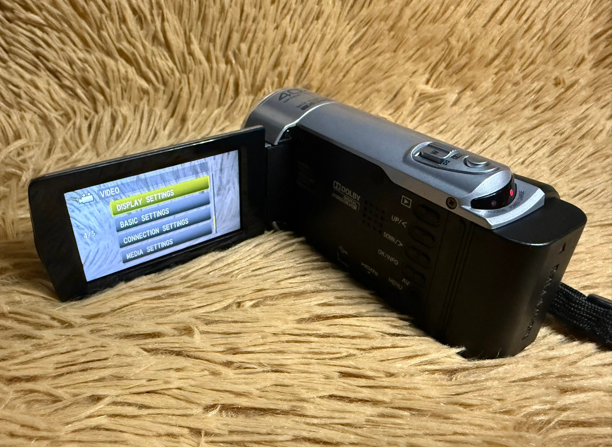 JVC Everio GZ-E239-S 8GB Camcorder - Near mint condition - Like