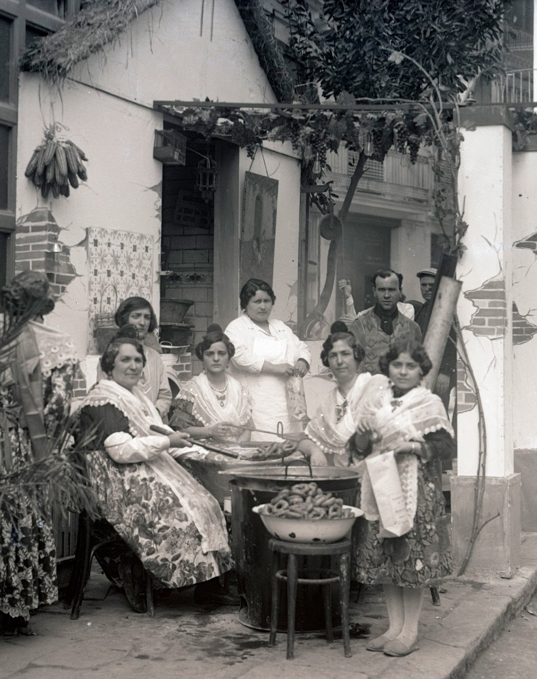 洋書 antonio DANCER OF SPAIN by Juan Gyenes Historia de una foto: 1941
