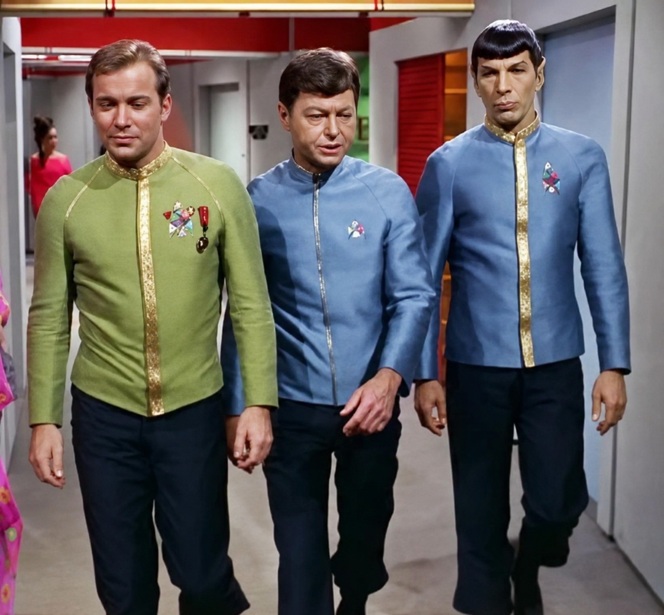 star trek formal dress Why do Starfleet uniforms in TOS lack rank stripes for men? Light Blue
