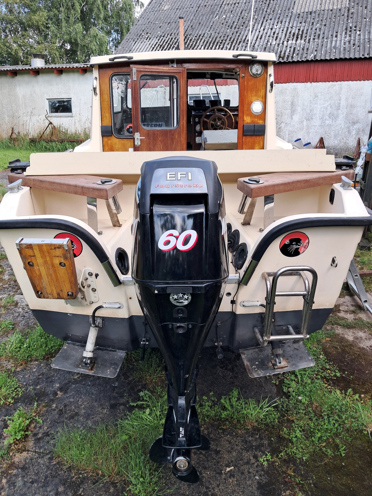 1987 Uttern 6000