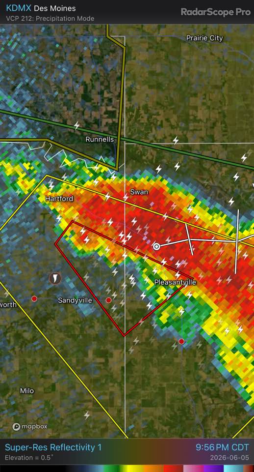 Observed tornado near Pleasantville Iowa #iawx