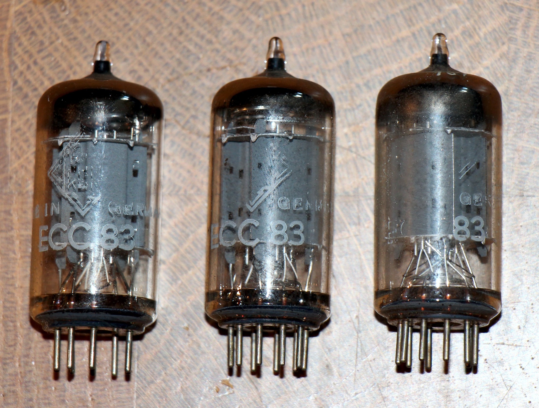 what's the difference in sound character between Telefunken ecc82