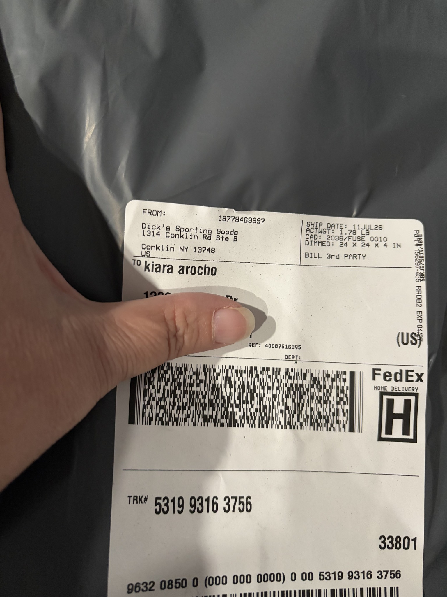Who can claim misdelivered FedEx package for Kiara Arocho?