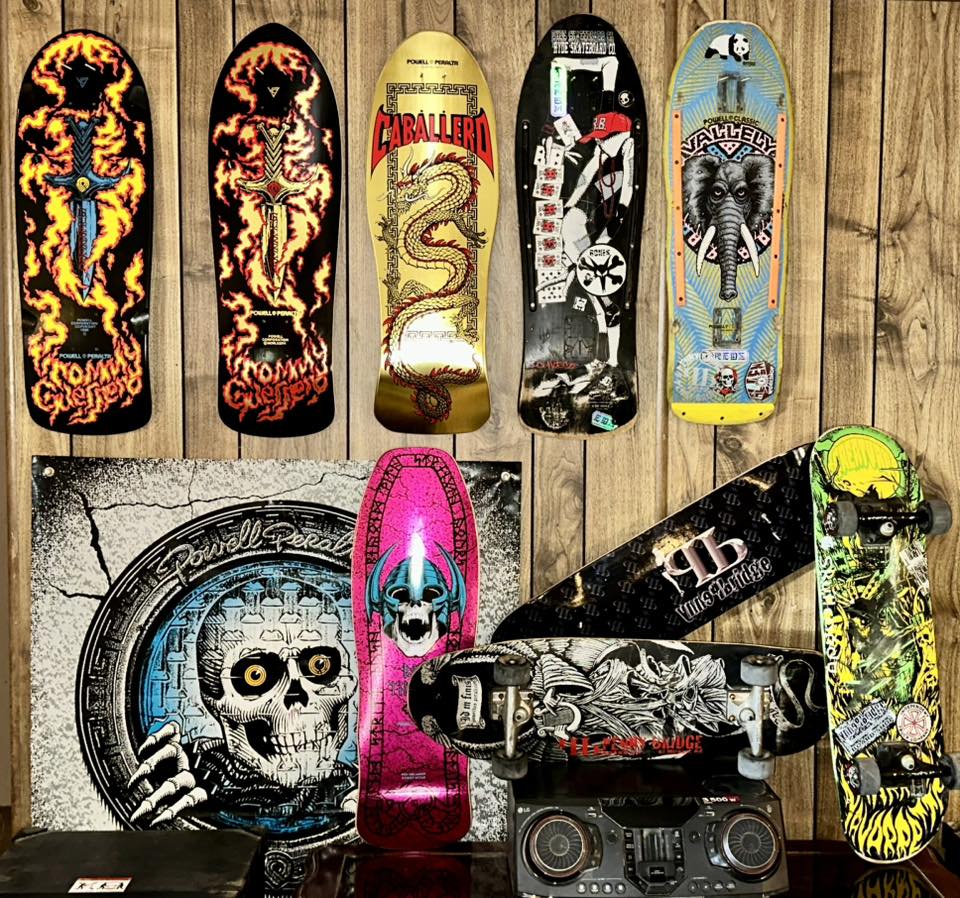 Skateboard Deck Powell Peralta Signé Steve Caballero - Dragon Foil Gold - RARE Neuf