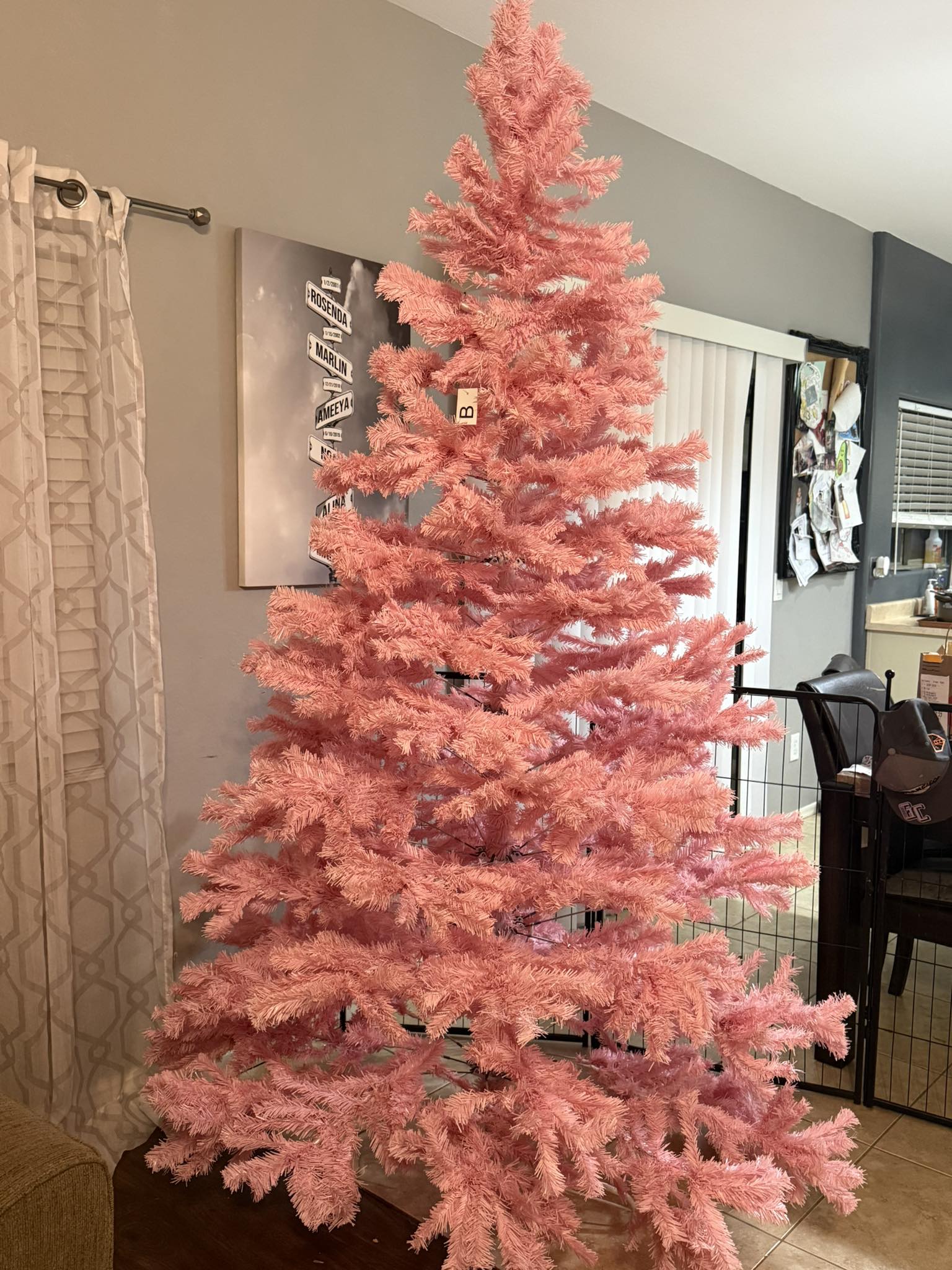 Pink christmas tree for sale | Maricopa, AZ