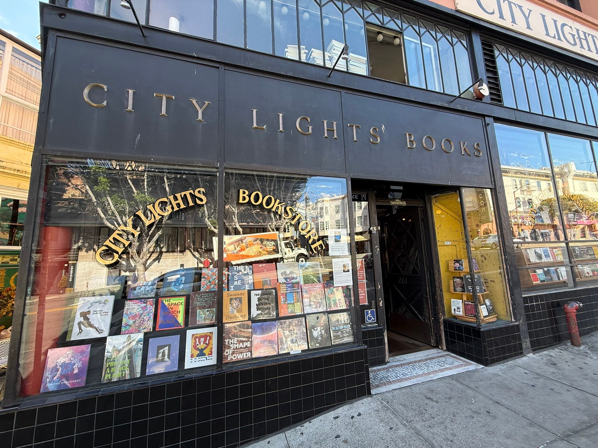 Visiting City Lights Bookstore in San Francisco on a US road trip