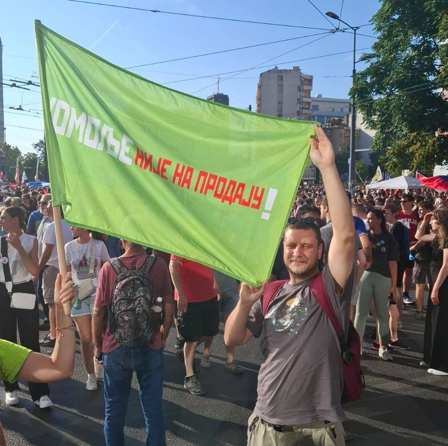 Buzdovan bizon na početku snimka tvrdi kako je Bor među četiri ...