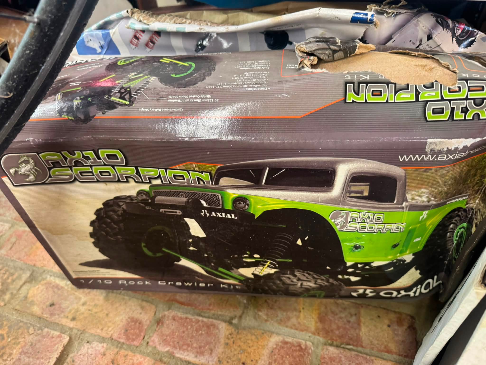 Looking to sell the following vintage cars and can bring them with