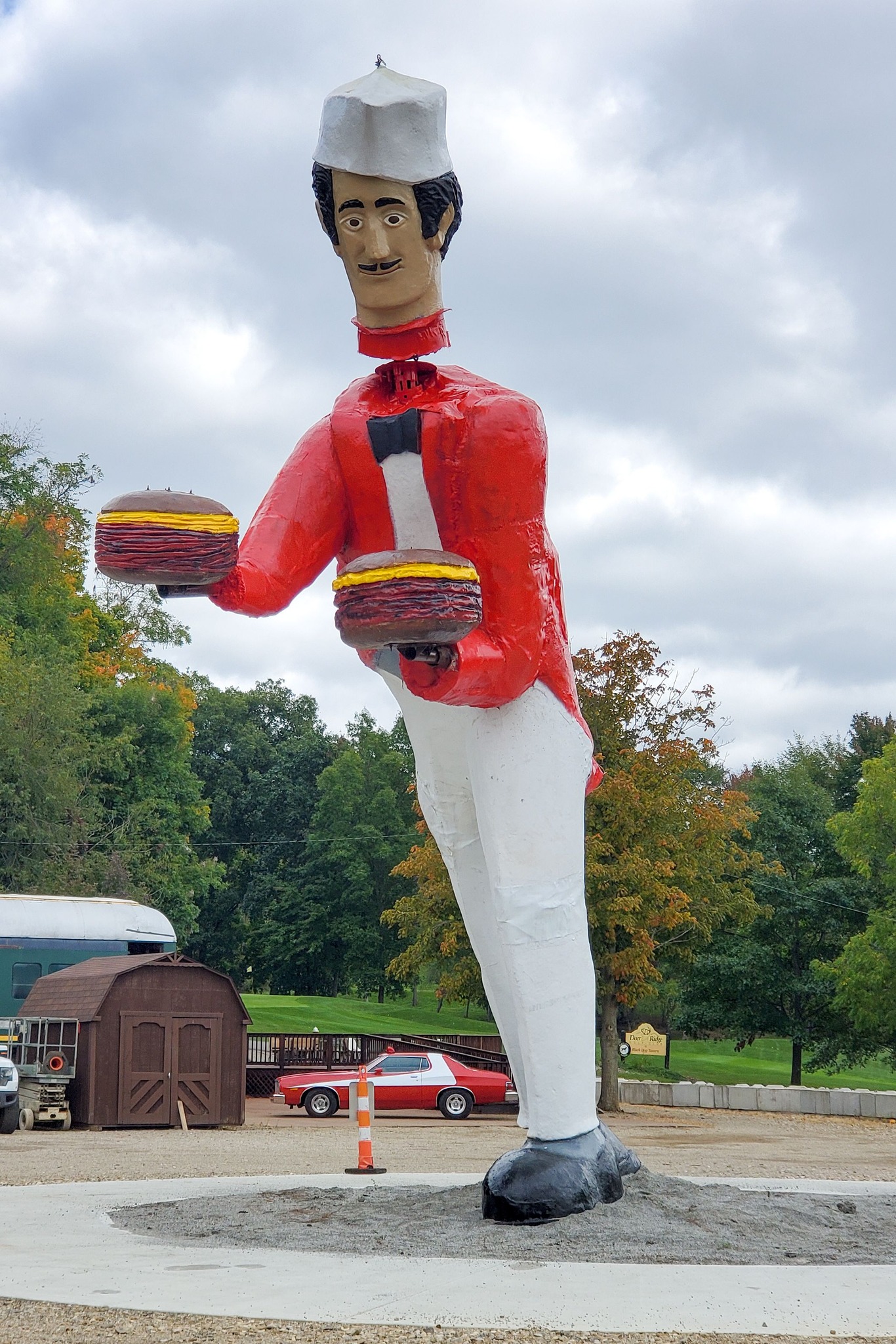 Jacques, world's largest bobblehead, outside Buckeye Diner in