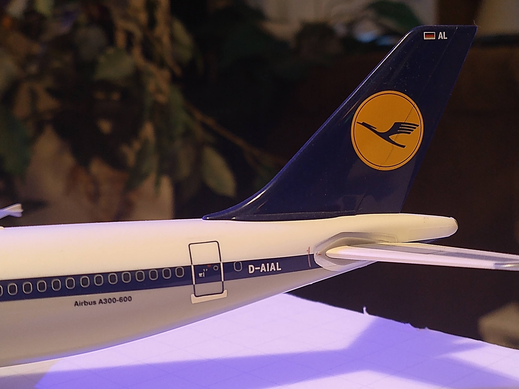 Pan Am A300 model in 1:400 scale from Herpa