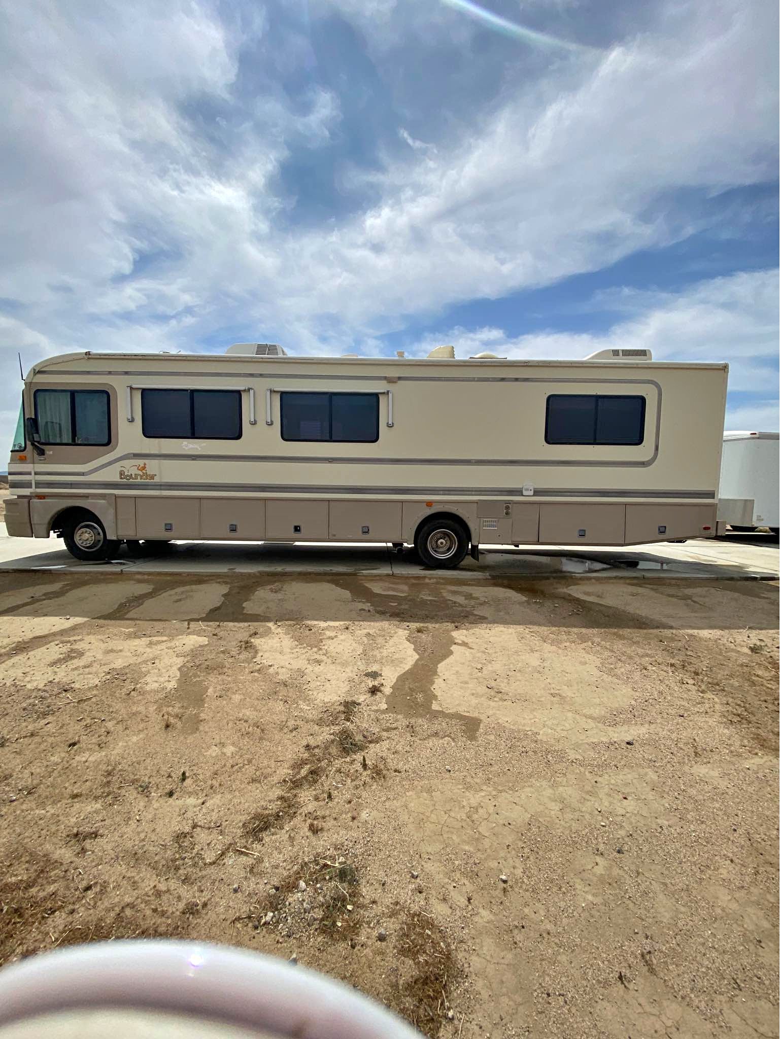 1996 Fleetwood Bounder - RVs & Campers - Lancaster, California ...