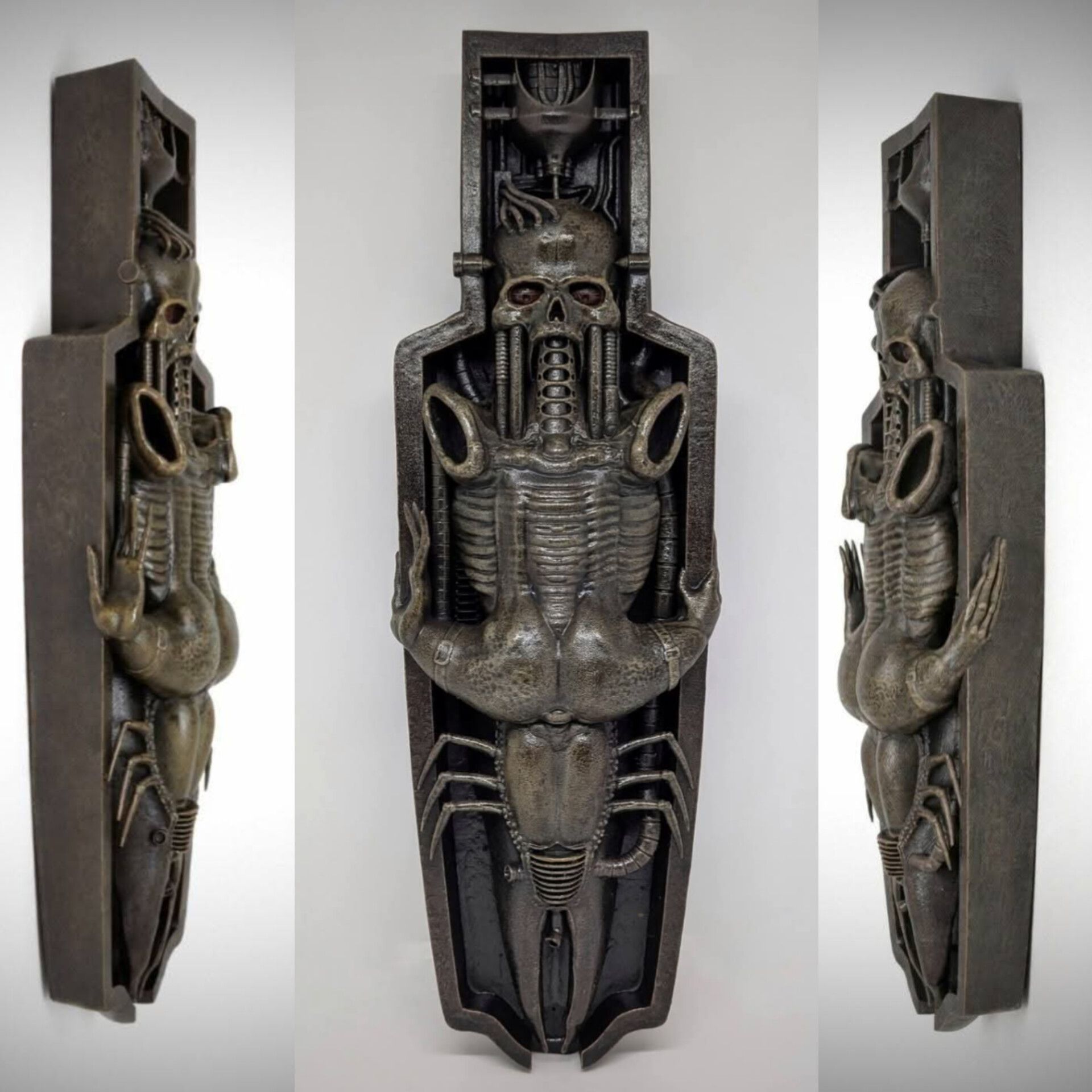 The incredible McFarlane HR Giger Li II art piece from 2004.
