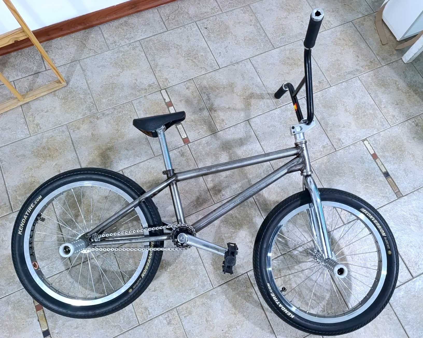 What is this vintage BMX frame with GT stickers?