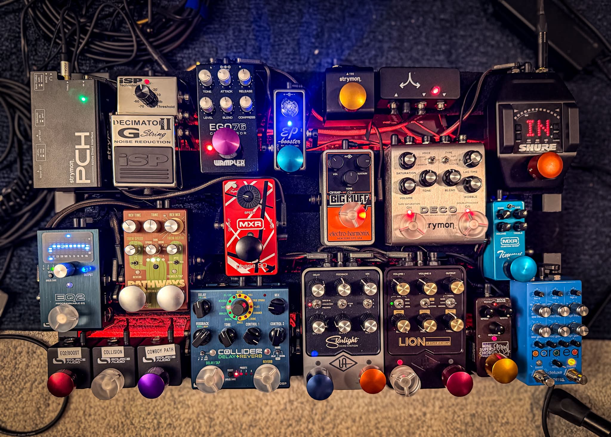 Adding a T Rex Tremster to my guitar pedal board