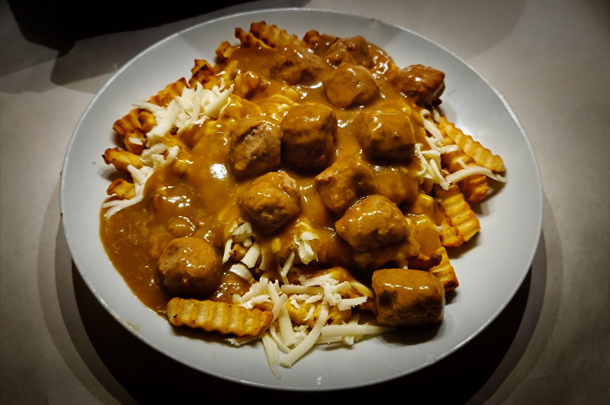 Quéssé qu’on mange pour souper? | Le souper une bonne poutine au ragoût ...