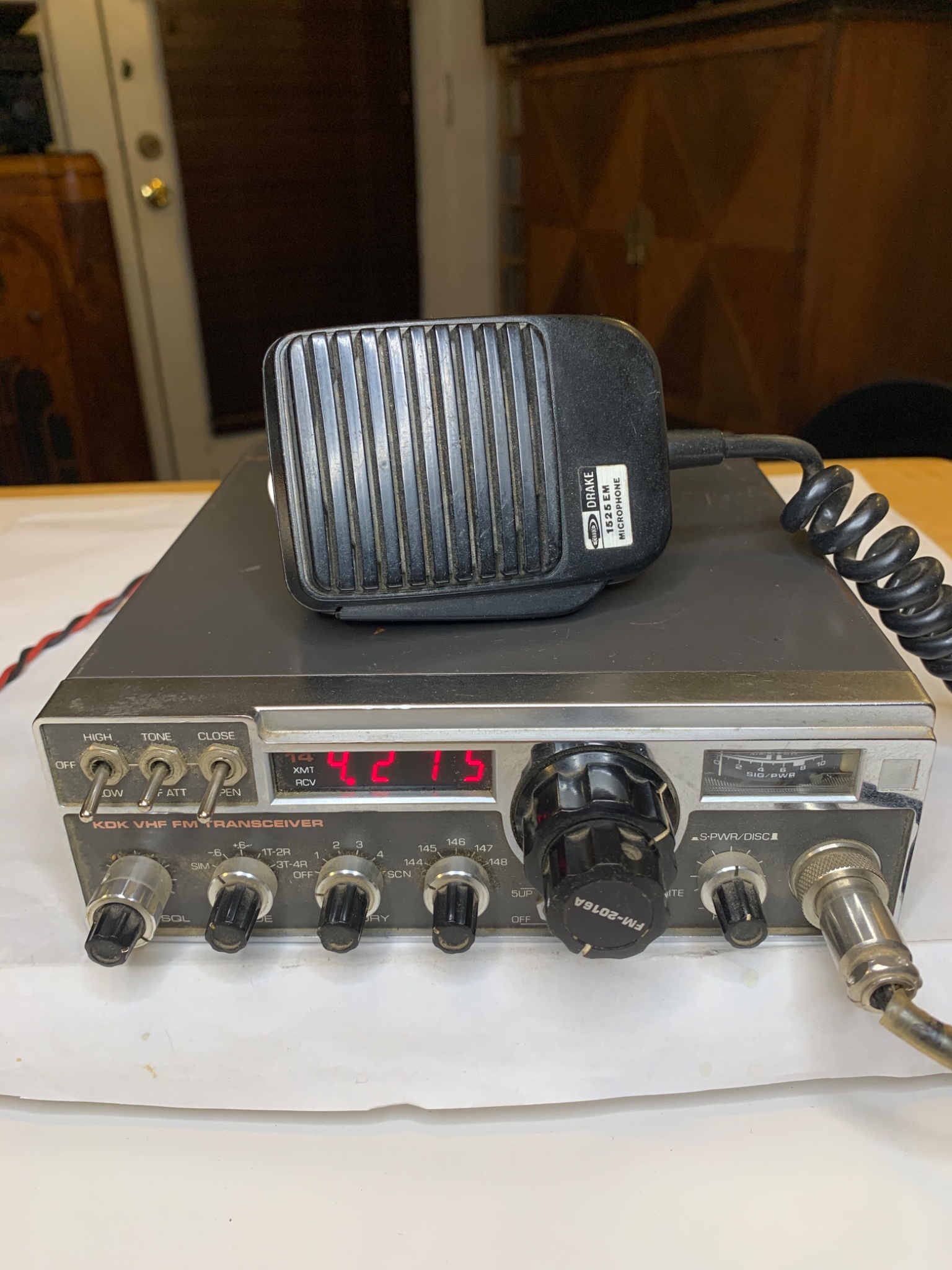 KDK FM-2016A 2M FM Transceiver w/ Drake Mic Japan 1970s Powers on