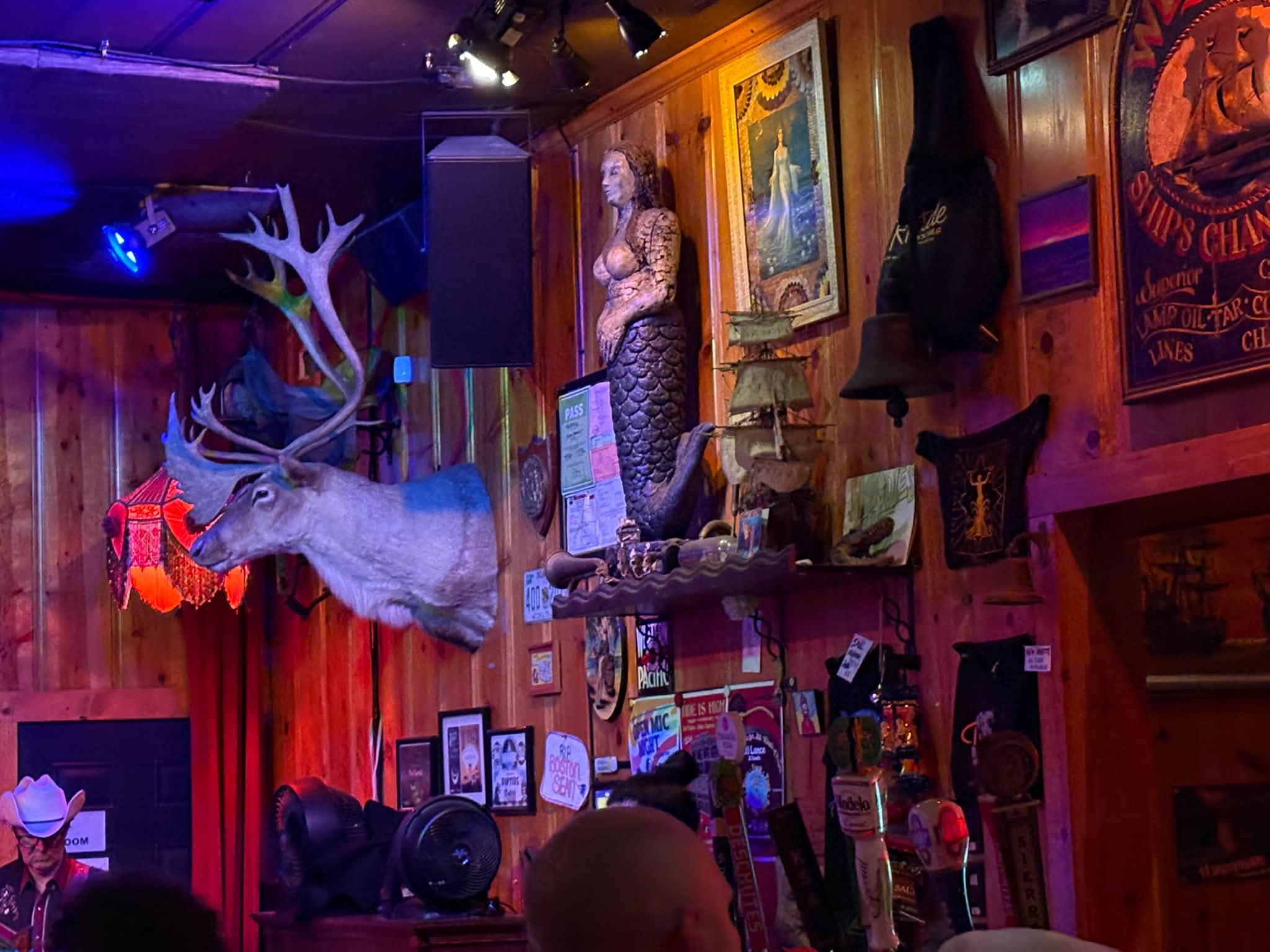 The Riptide. Sunset District. San Francisco. A true honky tonk.