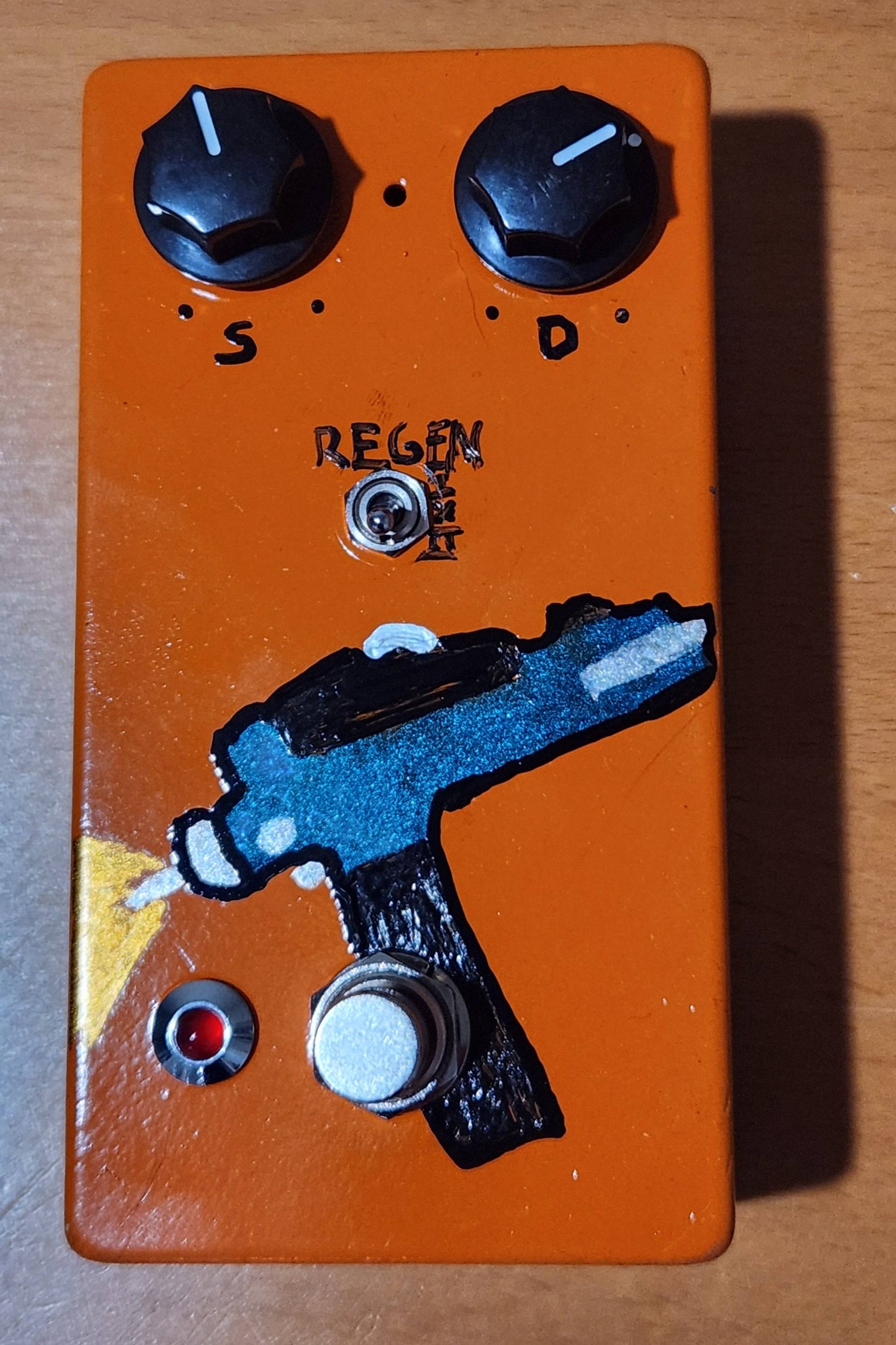 Aion FX Zenith vintage phaser pedal build with hand-painted design