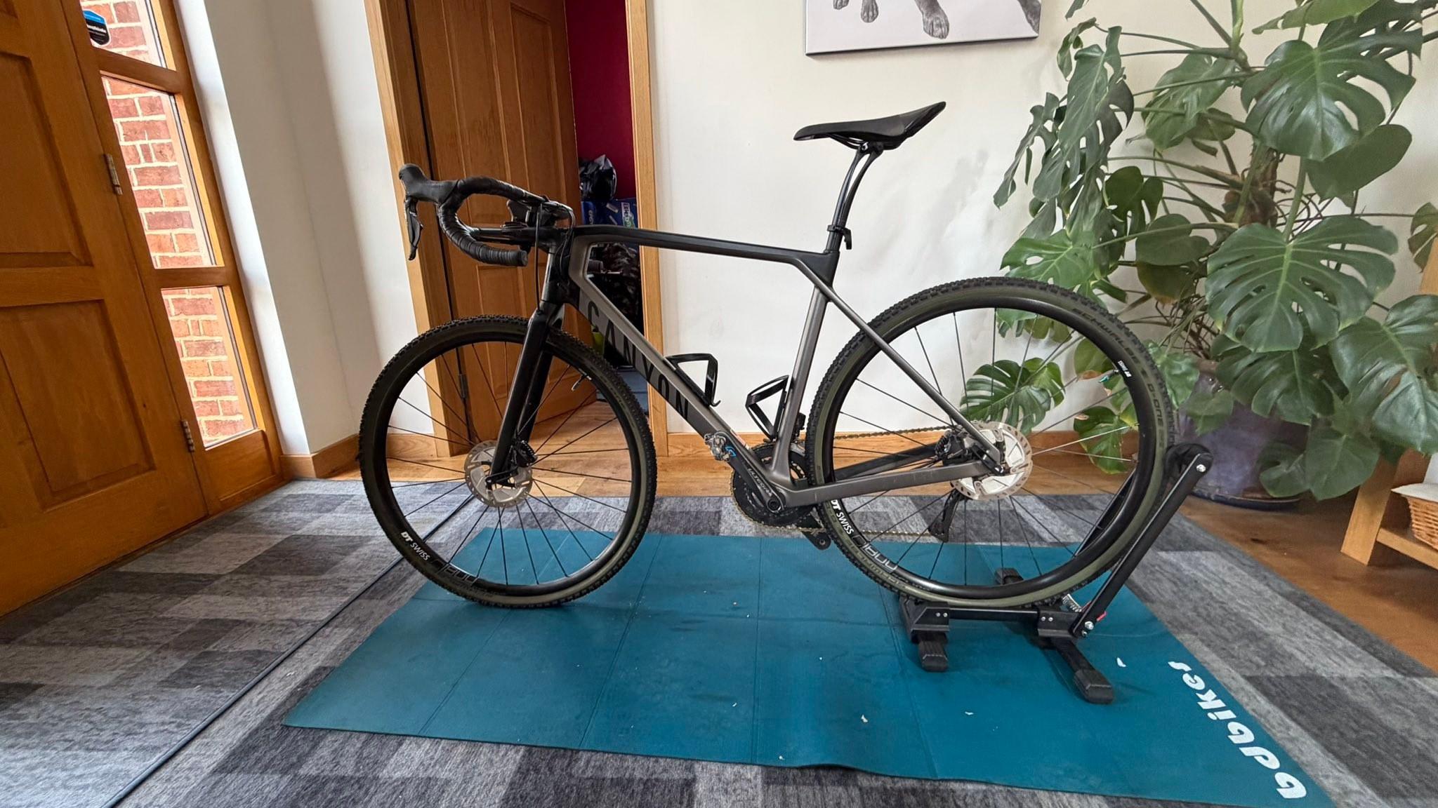 For Sale: Canyon Aeroad CF SL 7 Disc Carbon, Size M 1st Hand, Very 