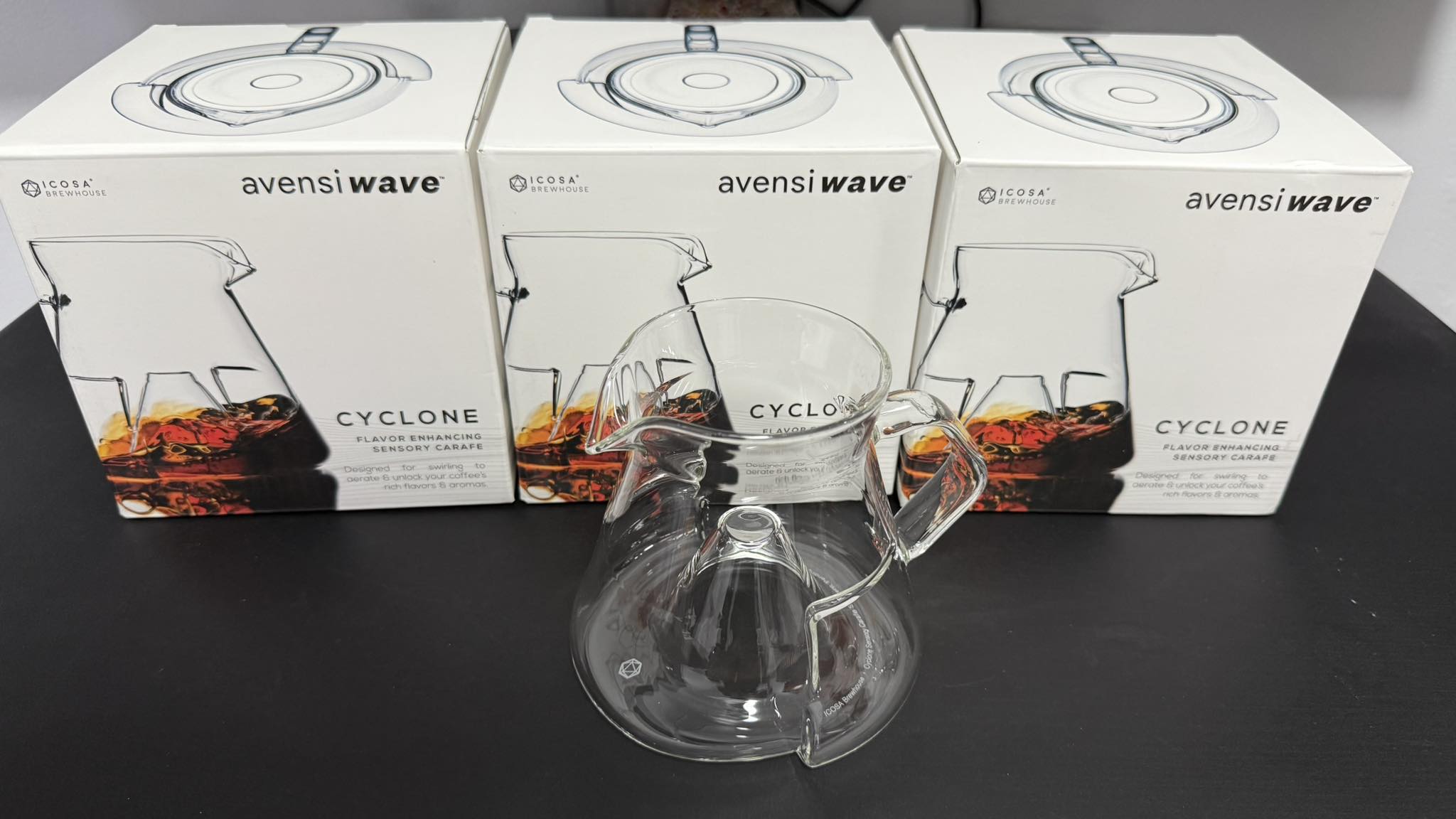 Icosa Brewhouse Avensi Wave carafe Cyclone