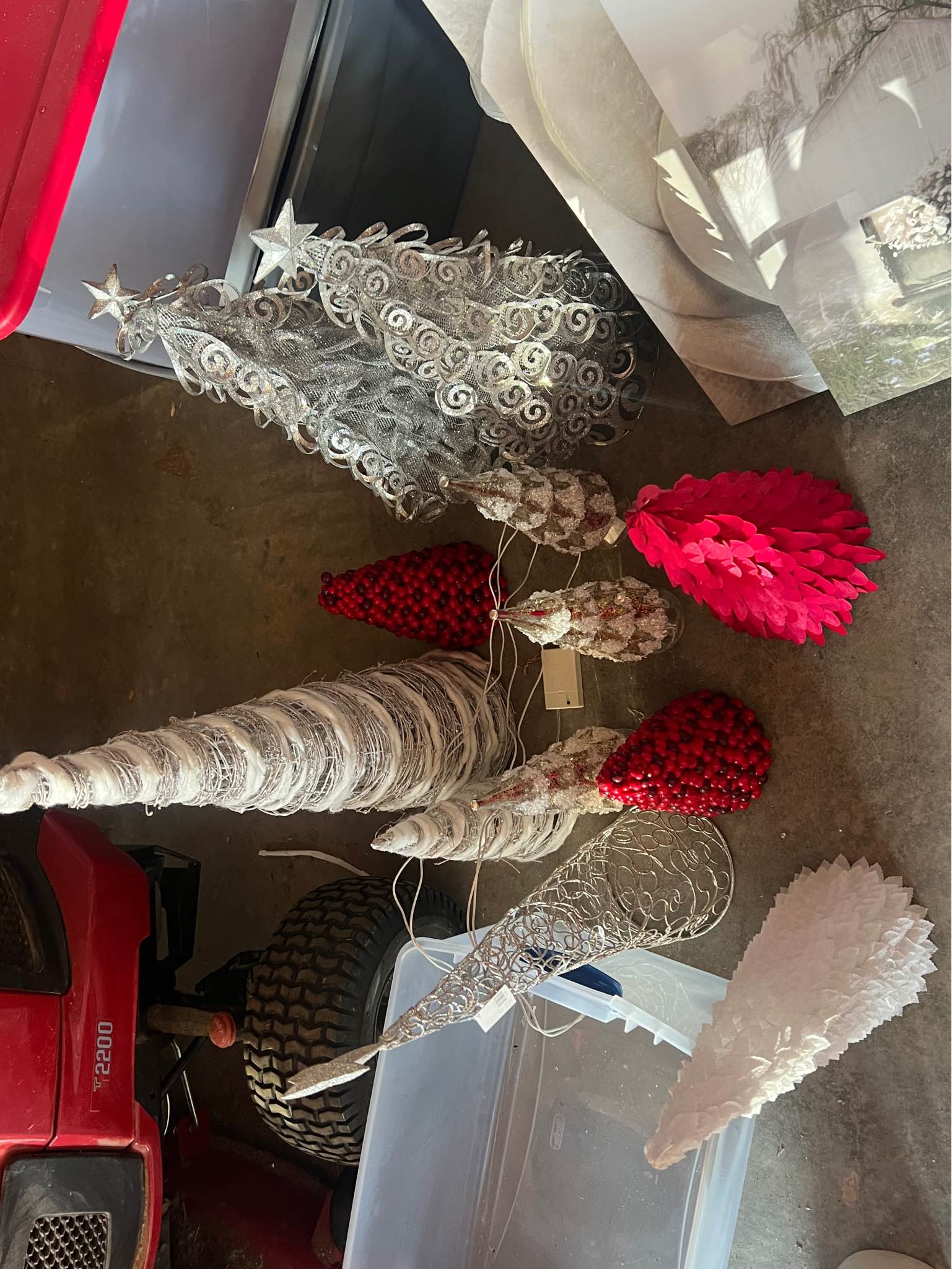 Misc holiday decorations- make offer. Would love to gift a family