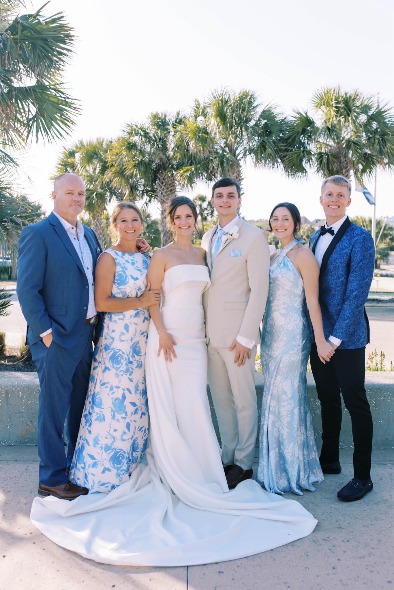 Keli Crosby Inabinet (@keli.inabinet) • Facebook, Connect with friends