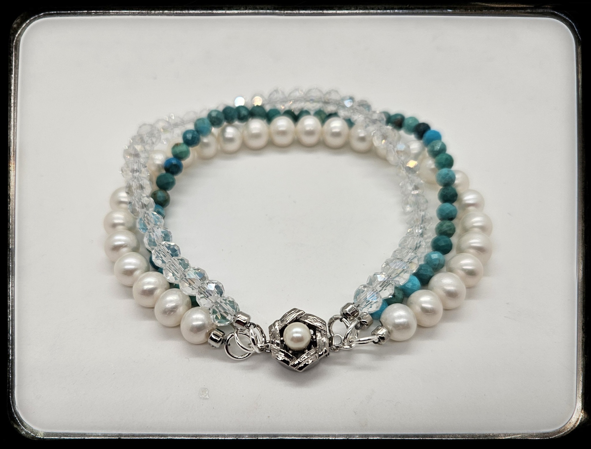 Fresh water pearls, turquoise and sparkly Czech glass beads! display picture 1