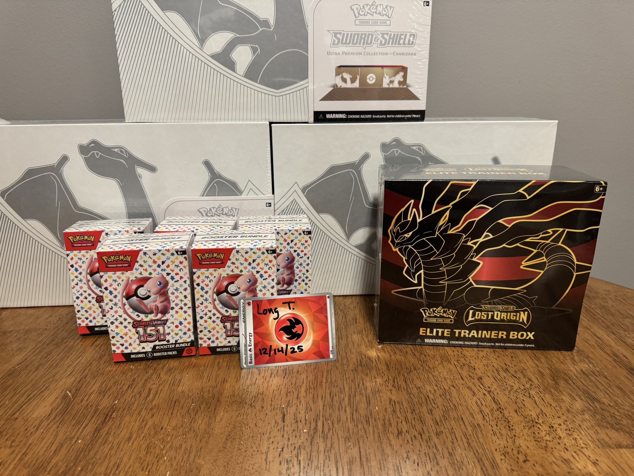 lost origin mini booster box Pokemon Sword & Shield TCG Elite Trainer Protect your cards with 65 card sleeves featuring the Legendary Pokemon from the Distortion World Pokmon Pokemon TCG: Sword &
