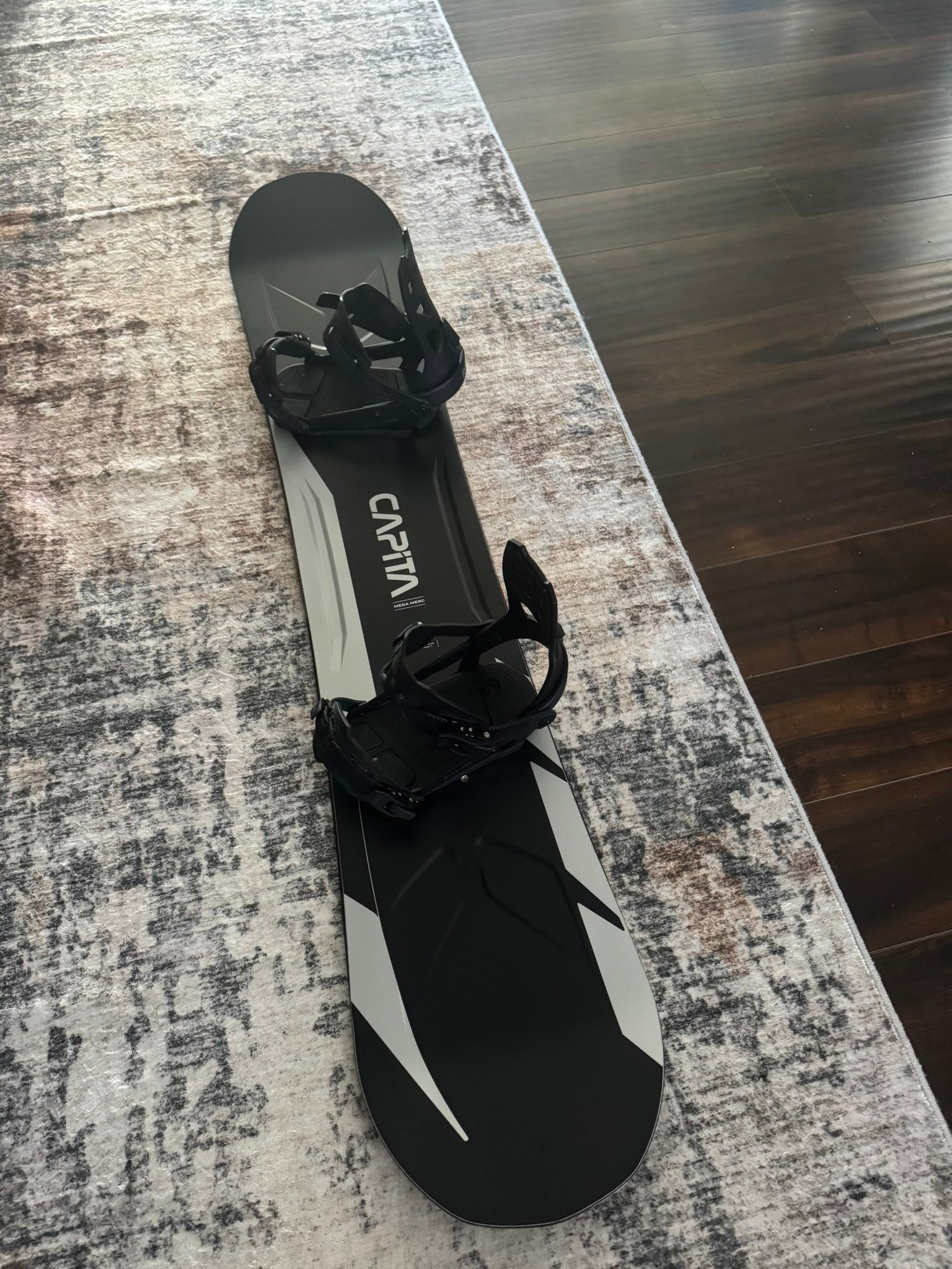 capita mega mercury angry snowboarder Snowboard 2026 Bigger carves feel stable and smooth Is Capita Mega Mercury snowboard