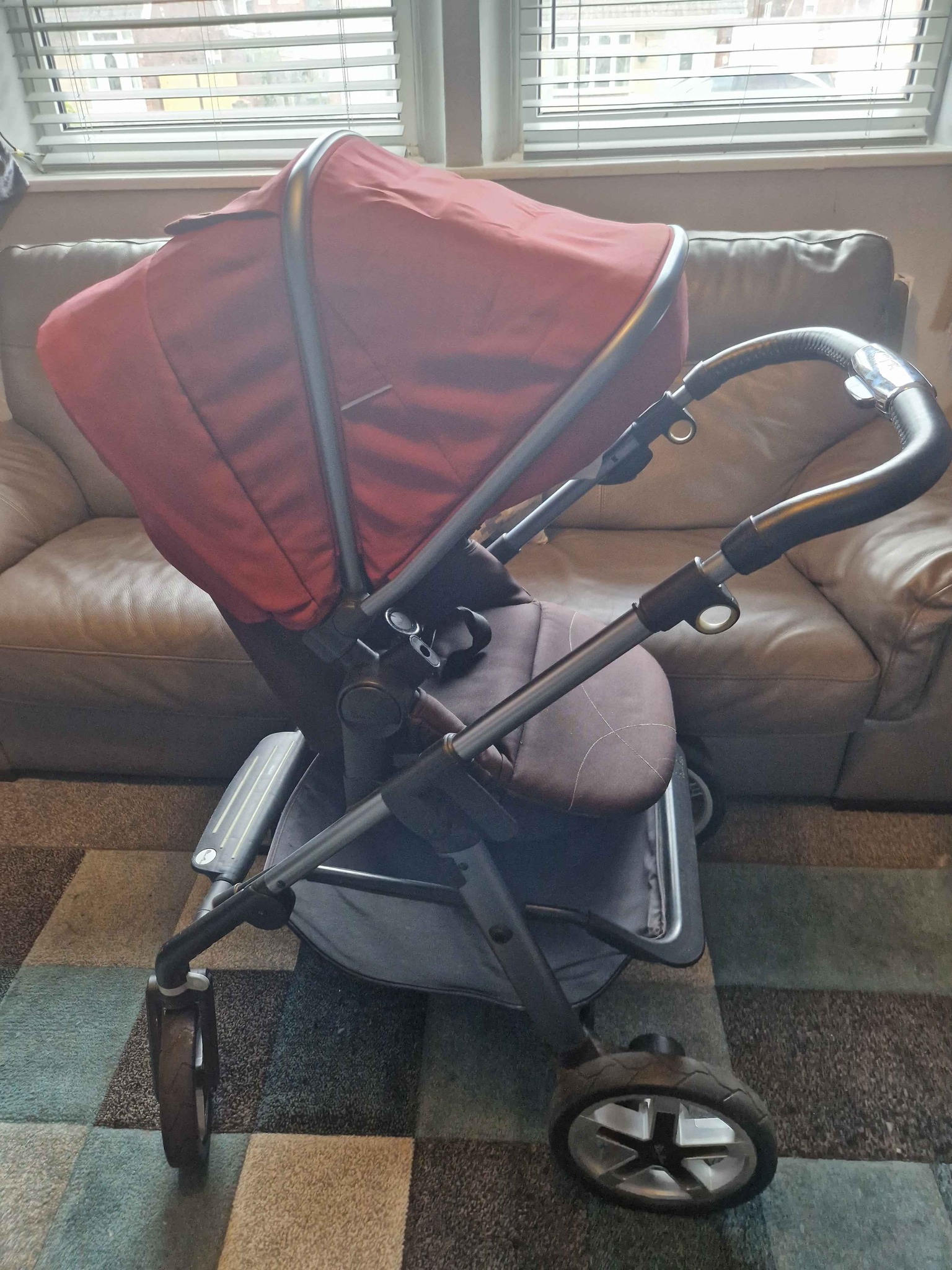 Pre loved silvercross pioneer pram and two way facing pushchair for sale