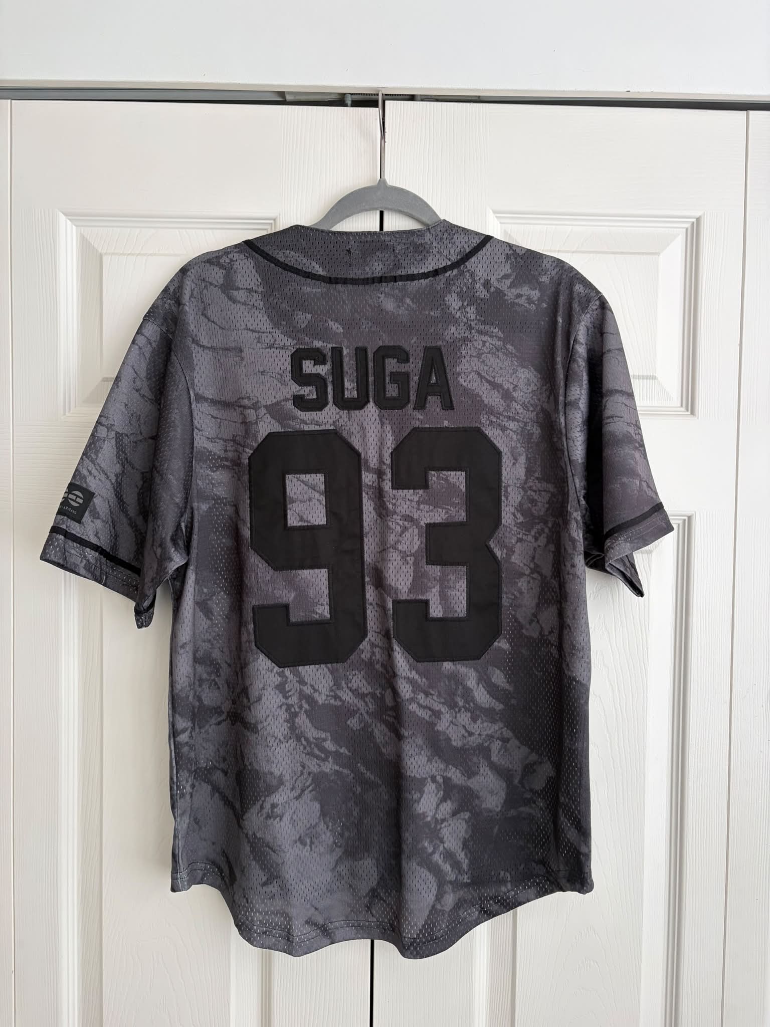 XL/XXL Suga member jersey for trade from TO Arirang concert