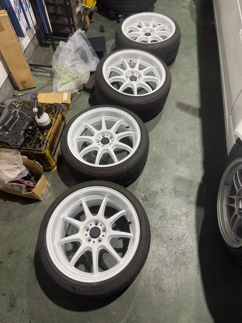 Used Work Emotion D9R 18-inch wheels for sale