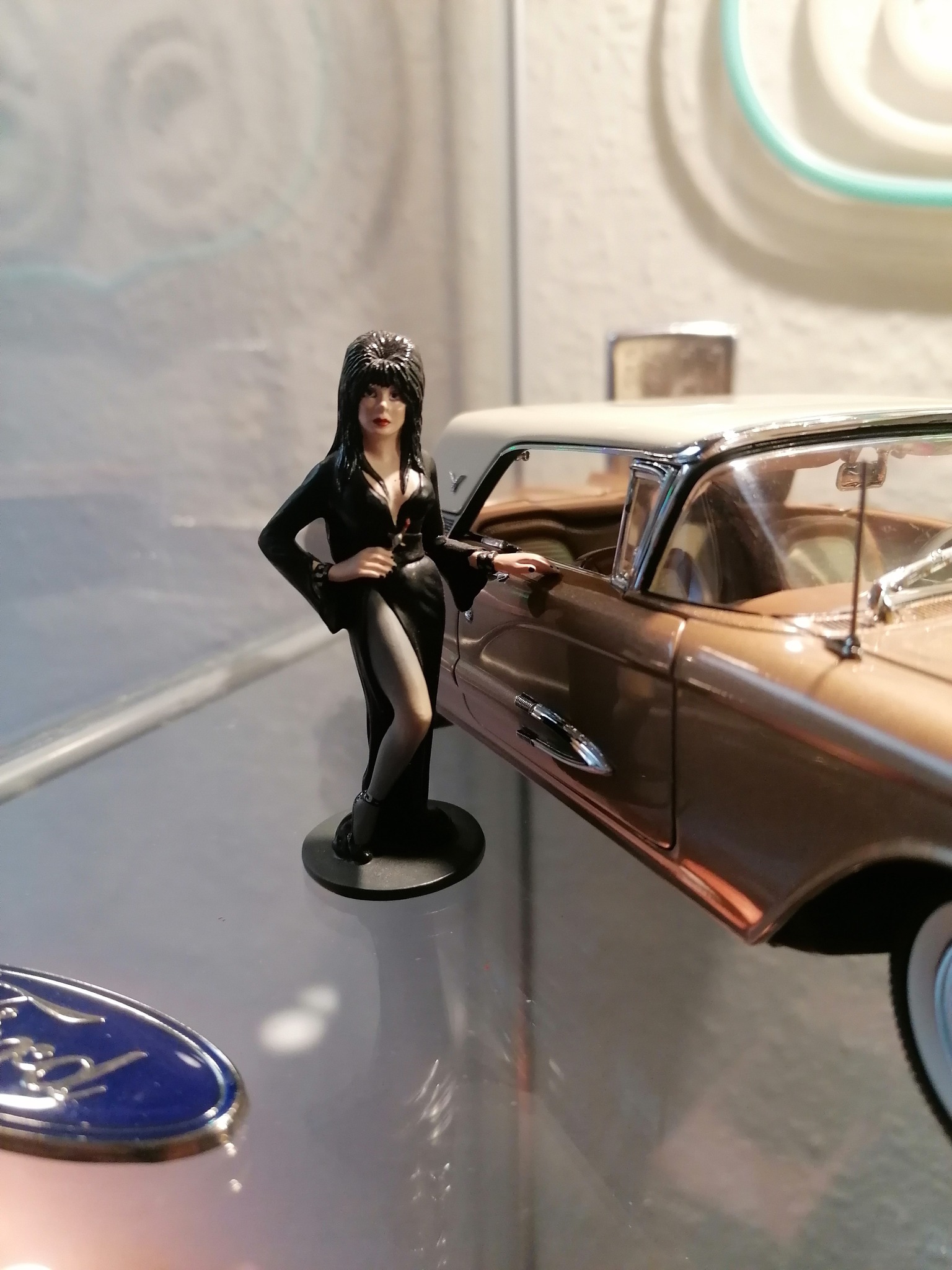 Elvira (Cassandra Peterson) and her 1958 T-Bird, customized by 