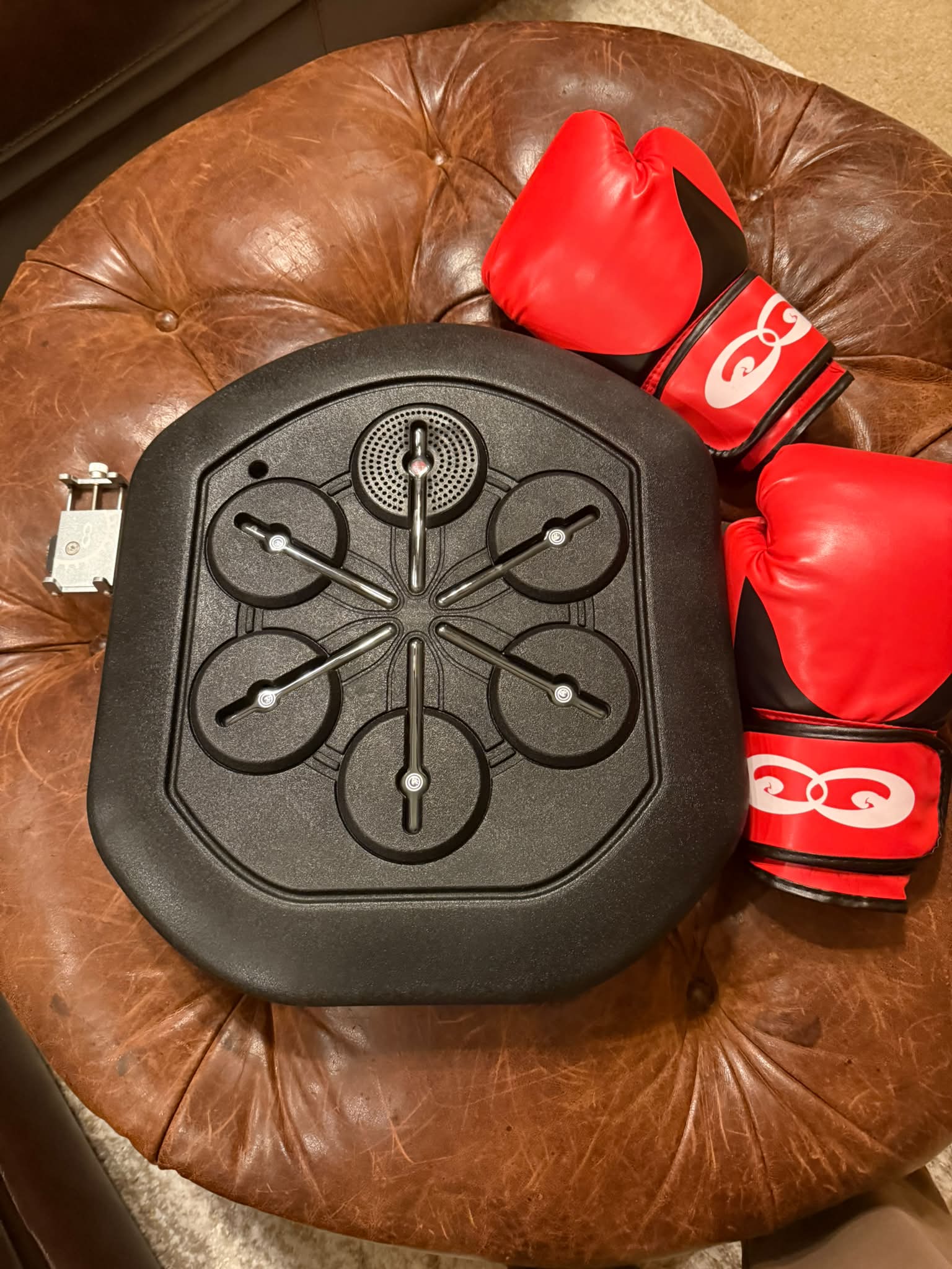 Musical boxing machine. 9 speeds 11 modes. Kids and adults