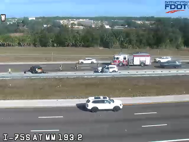 I-75 north crash at Jacaranda Blvd in Sarasota County