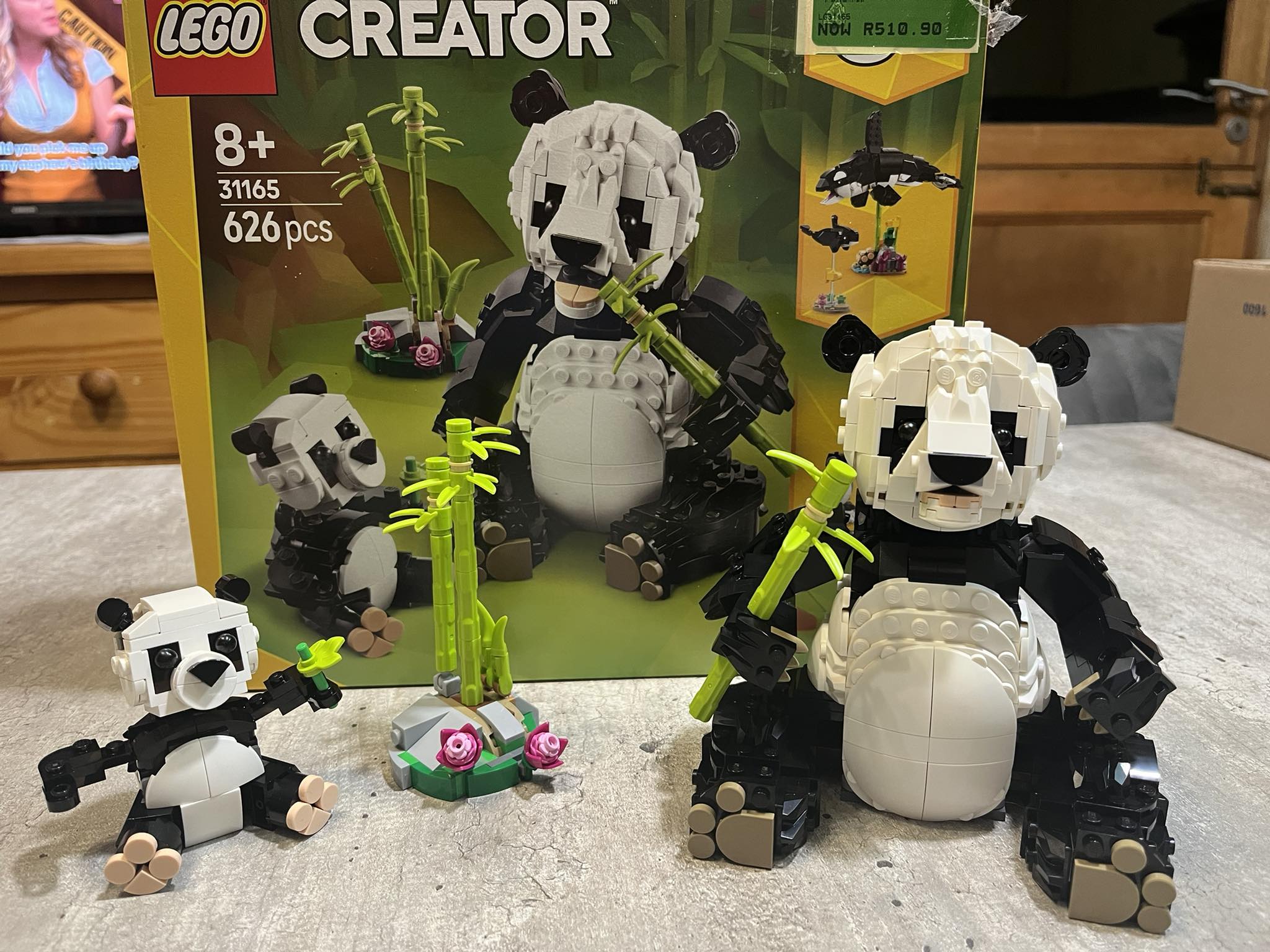 Pochacco and Badtz-Maru from the LEGO 31165 Panda Family set.