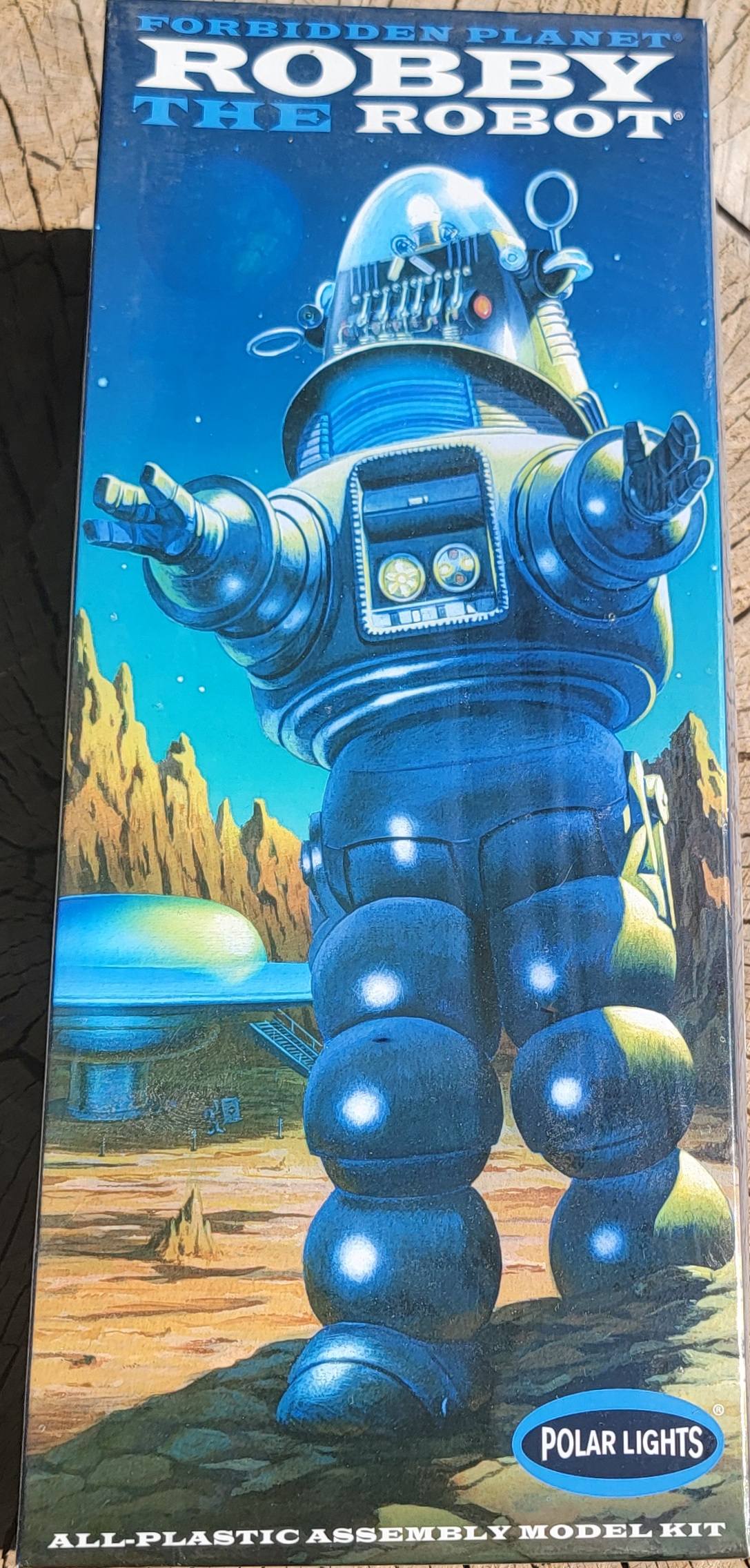 模型・プラモデル POLAR LIGHTS ALL PLASTIC ASSEMBLY KIT ROBBY THE ROBOT