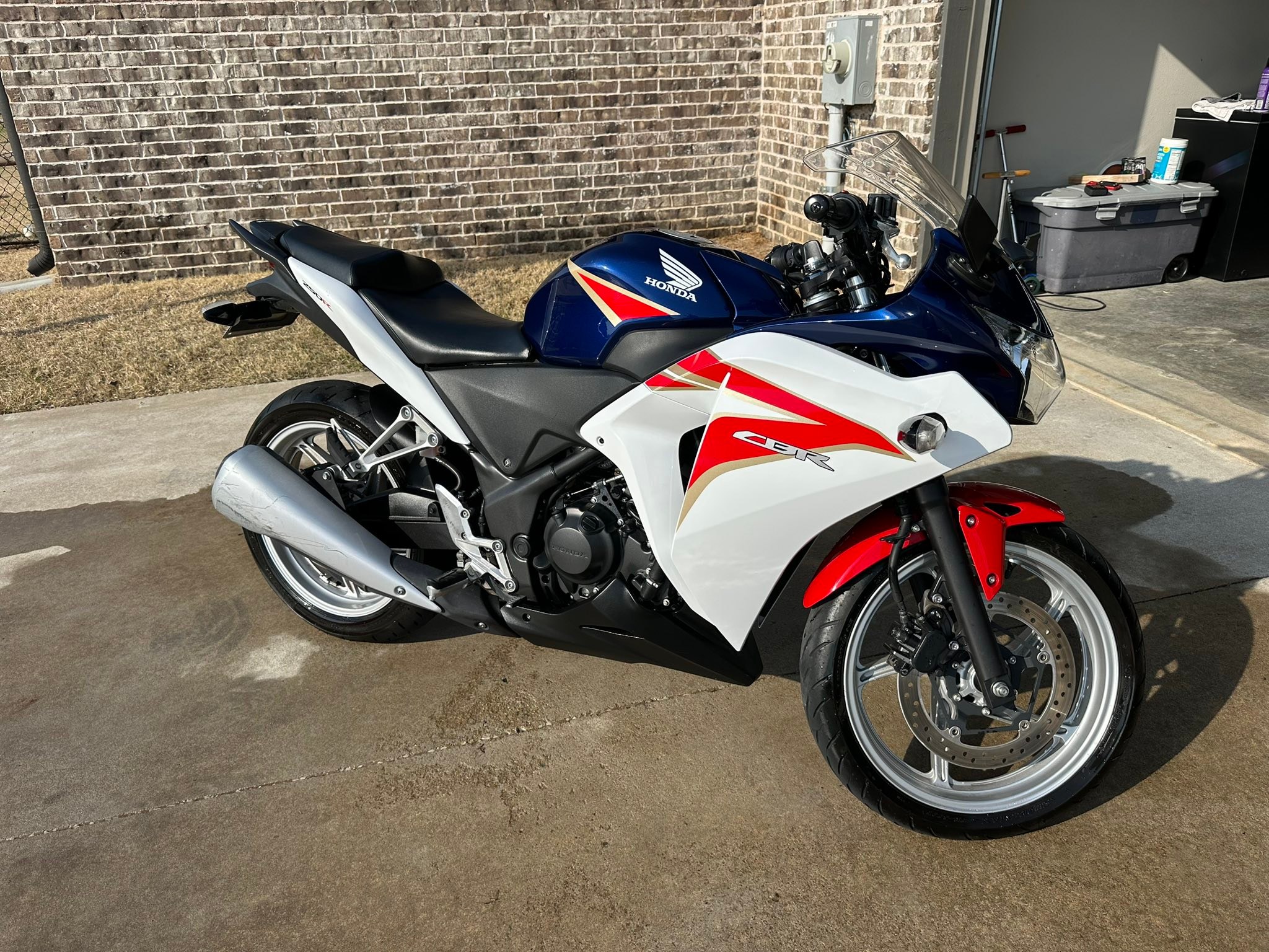 2012-2016 Honda CBR 1000 rear cowl fairing Repsol edition. Great