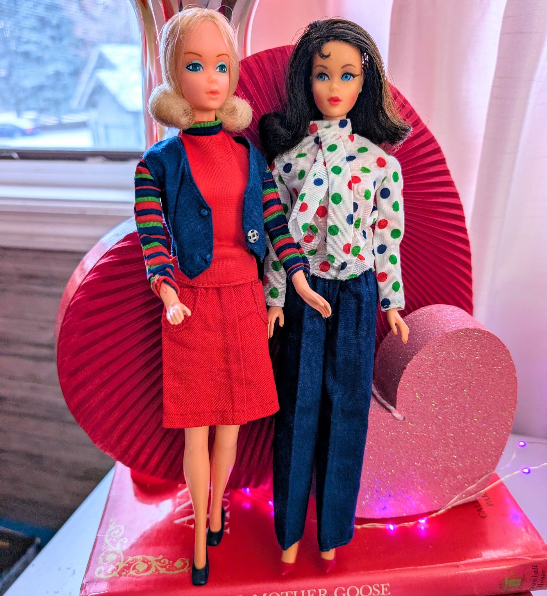 Vintage Barbie Outfits: American Airline Stewardess and Commuter Set