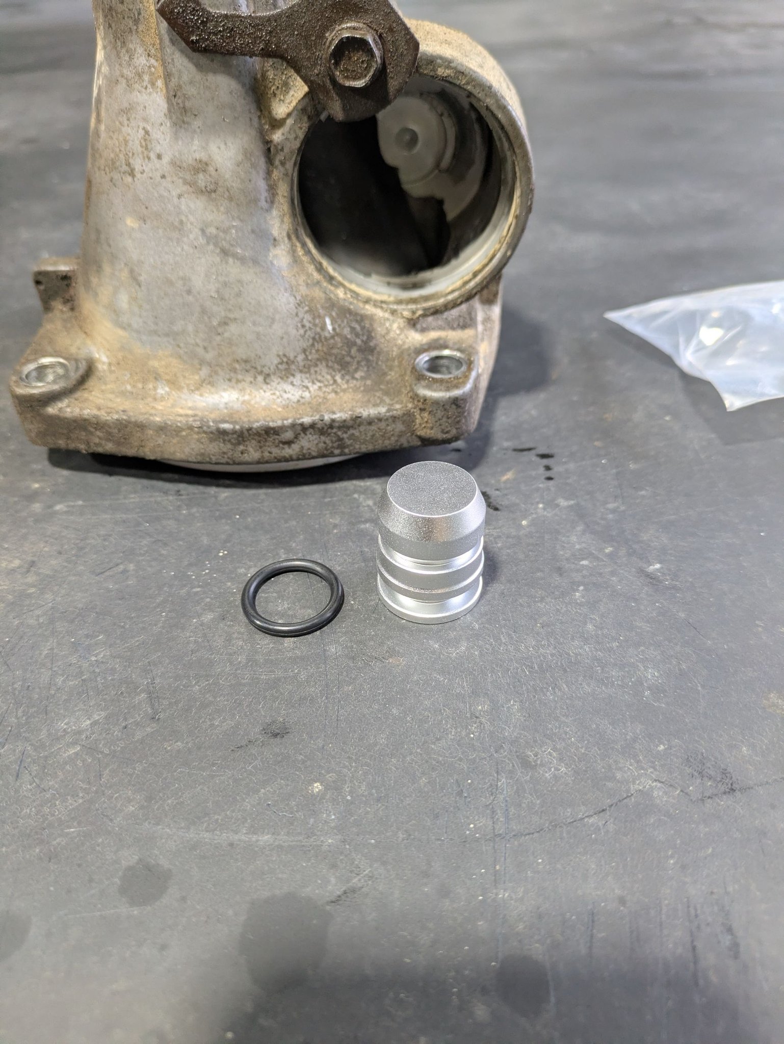 TH400 SPEEDO SENSOR DELETE - Aeroflow Performance