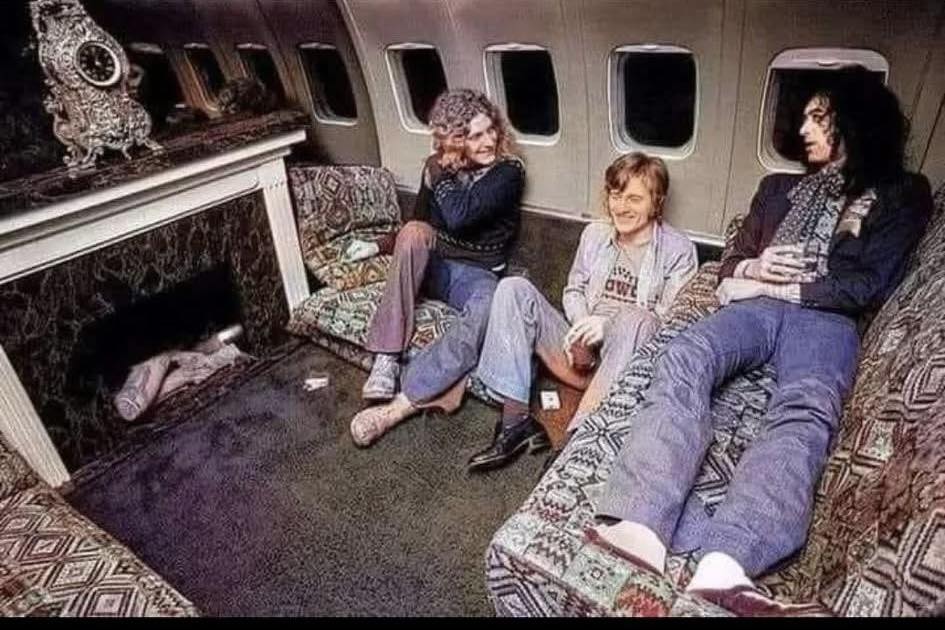 Led Zeppelin had a fireplace in their private jet! #ledzeppelin