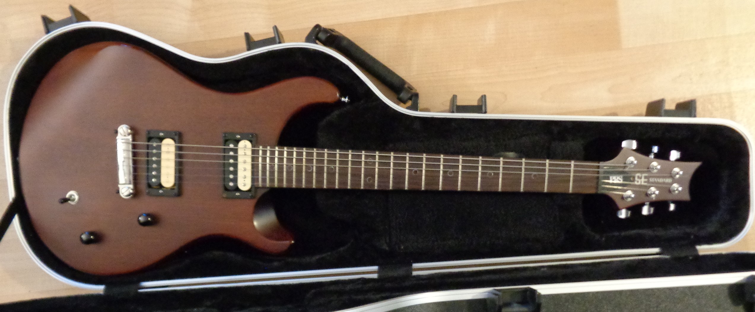 2006 PRS SE Standard walnut finish guitar review